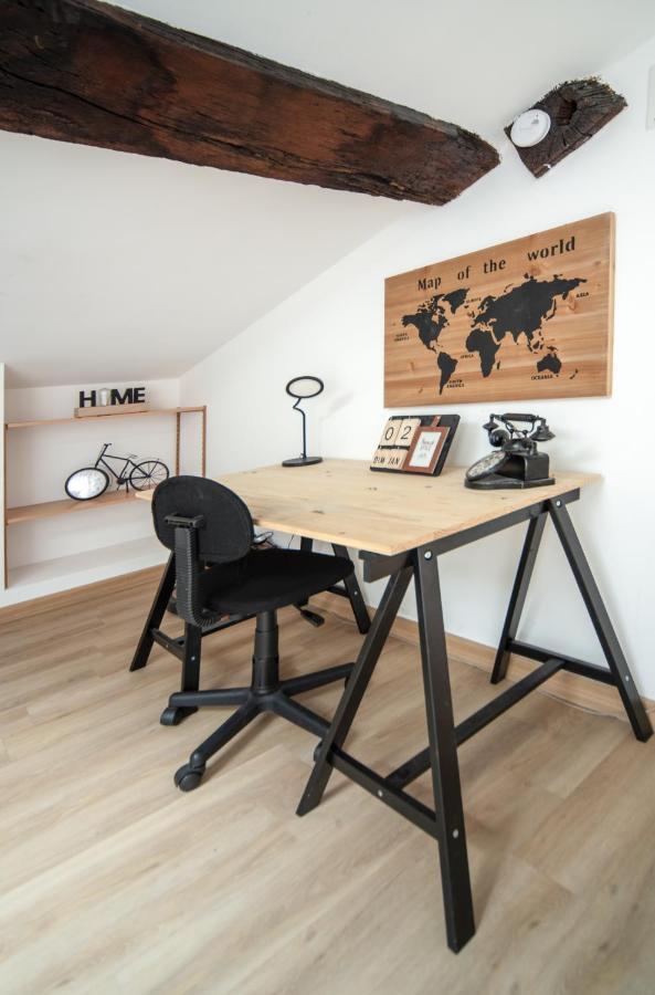 Appartement Cosy Et Moderne En Plein Coeur Du Centre Ville Mâcon Esterno foto